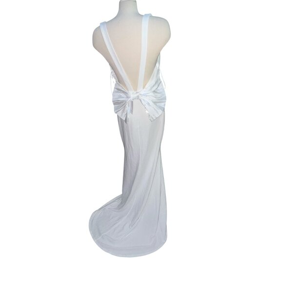 Lulu's NWT Romantic Glow Backless Pearl Bow Wedding Gown Maxi Dress Sz Medium Wh - Picture 2 of 16